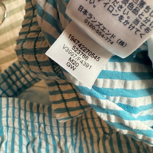 Land End Blue and White Stripe Seersucker Pull On Short Womans Size 18W - Picture 6 of 7